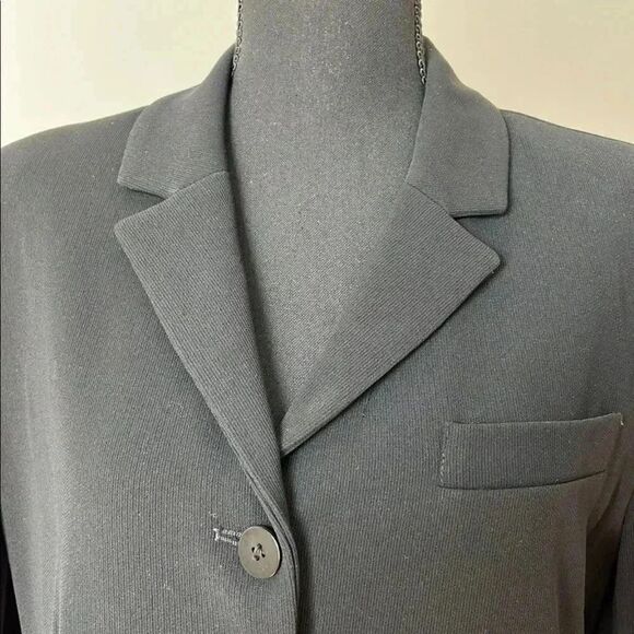 Iris Singer Black Blazer - Picture 3 of 11